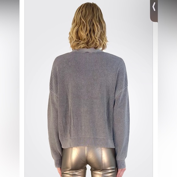 NWT Alice Deep V Cardigan - Ebony
HelloNite size M - Picture 2 of 5